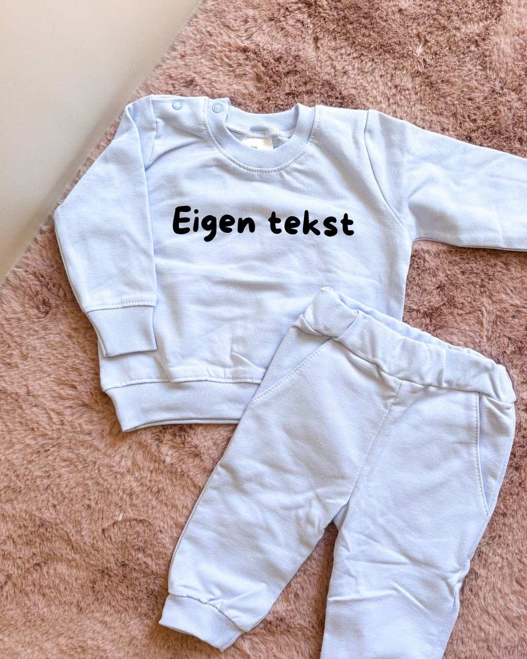 Gepersonaliseerd babysetje | Sweater & broekje