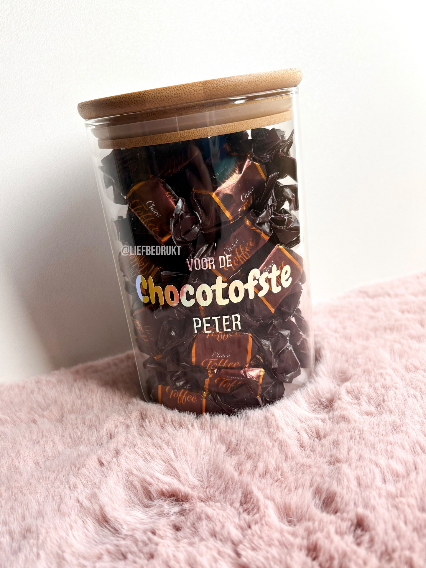 Gevulde snoeppot 800ml 'Voor de chocotofste ...'