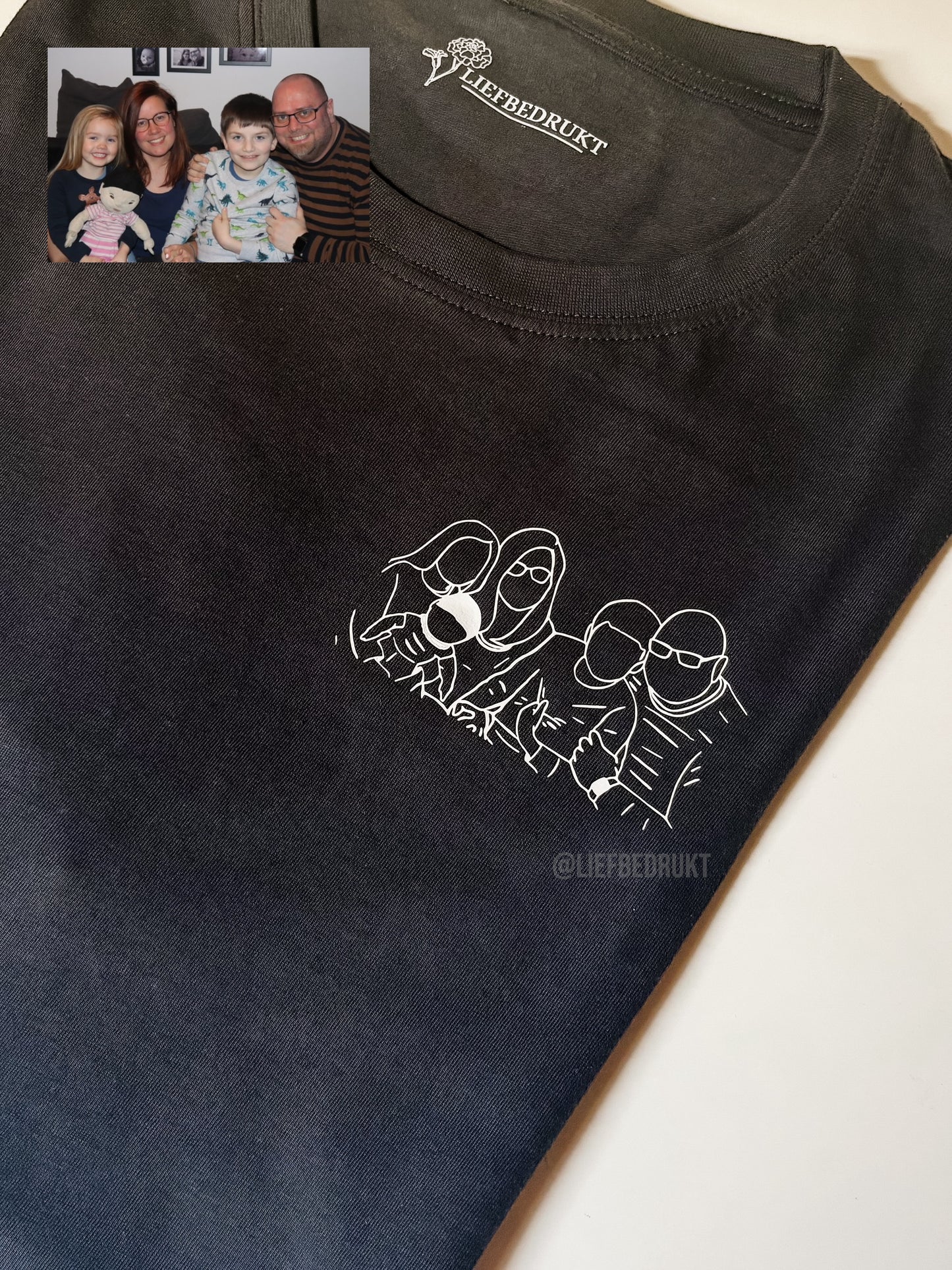 Gepersonaliseerd shirt, sweater of hoodie met unieke lijntekening