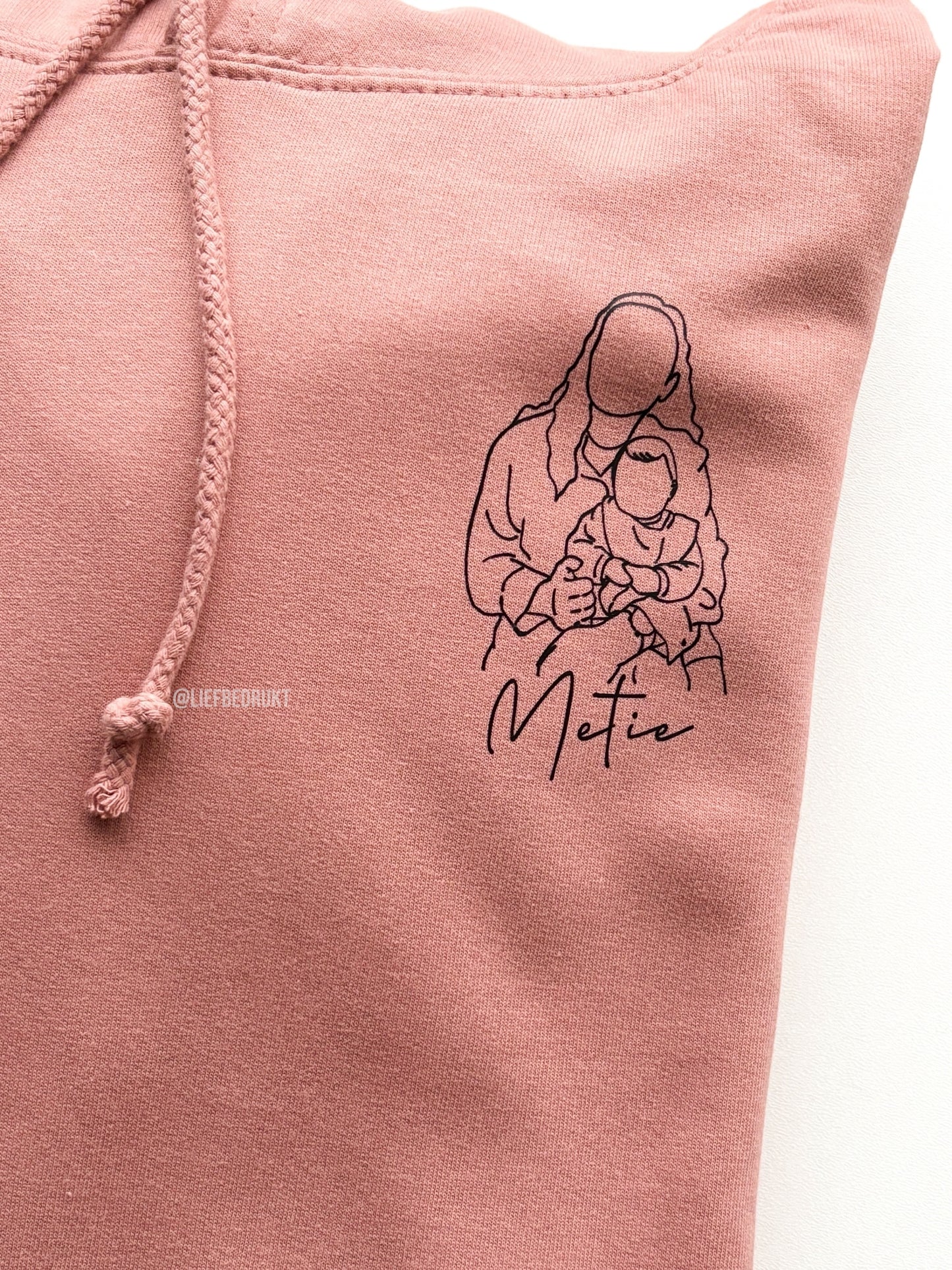 Gepersonaliseerd shirt, sweater of hoodie met unieke lijntekening