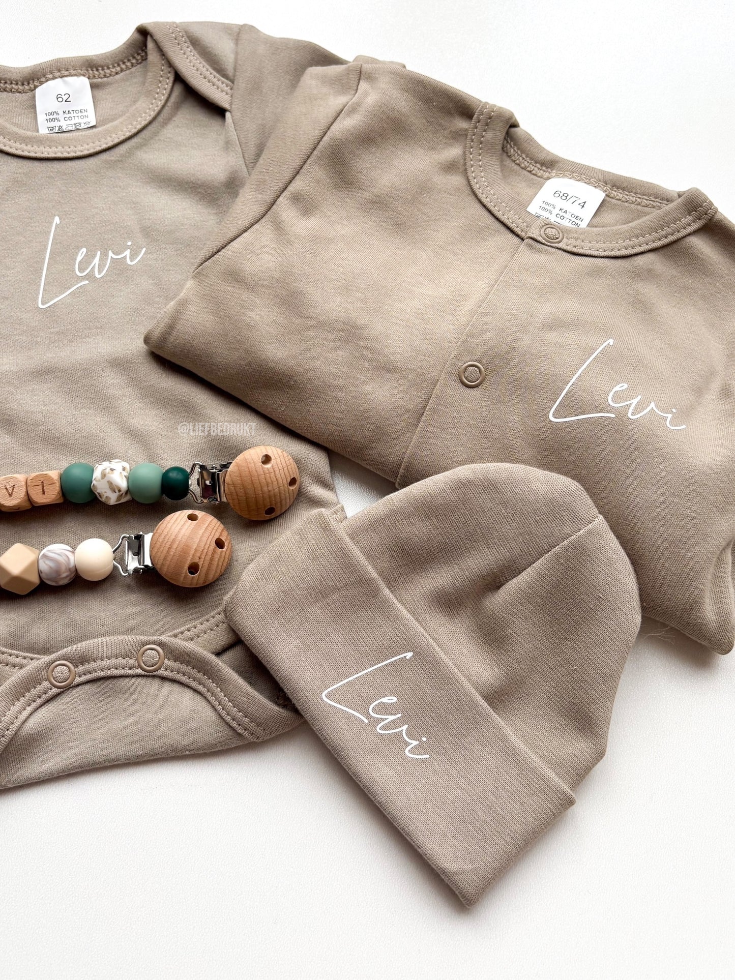 3 delig geboorte setje / kraam cadeau met muts, romper & pyjama