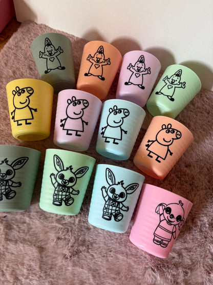 Traktatie beker met naam en/of thema