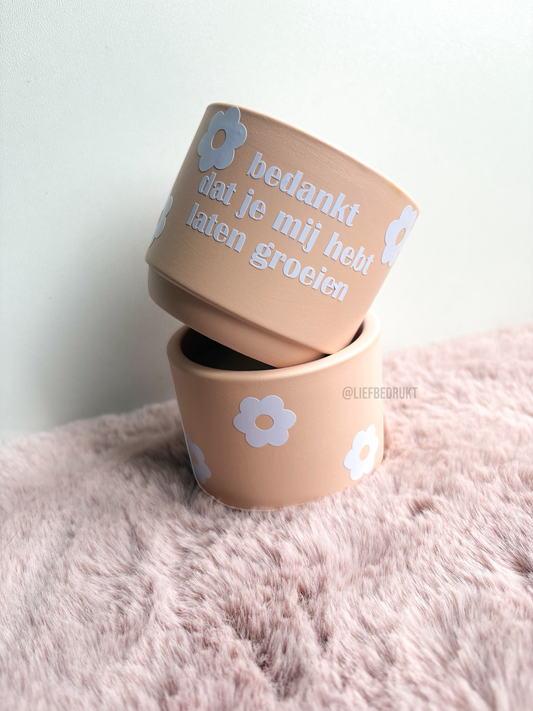 Gepersonaliseerd bloempotje met naam of tekst