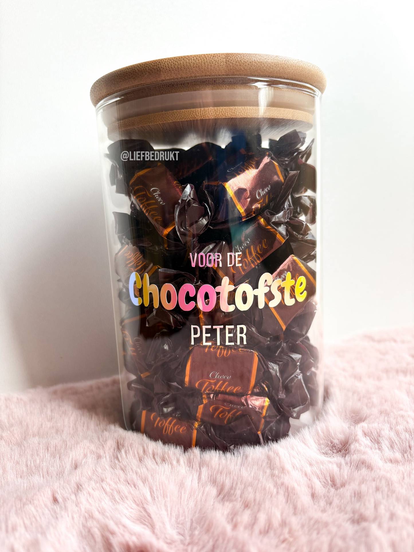 Gevulde snoeppot 800ml 'Voor de chocotofste ...'