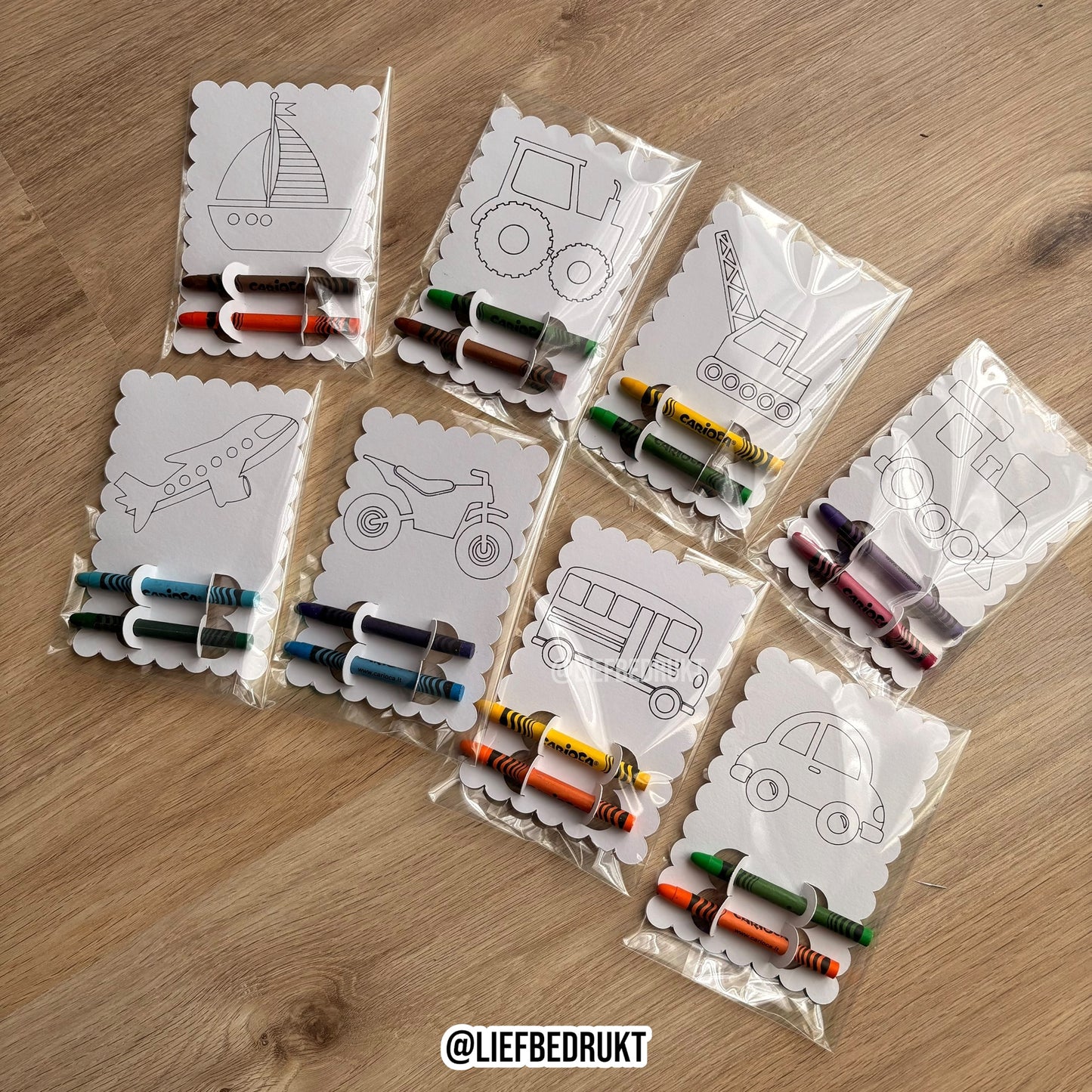 kleur traktatie - set van 8